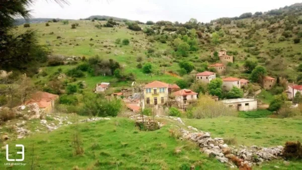 Σέρρες: Παλιά Μεσολακκιά - Λακκοβίκια - Το αθέατο εγκαταλελειμμένο χωριό - Δείτε video