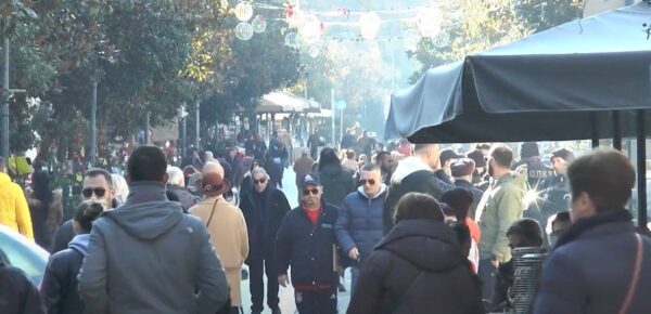 Σέρρες: Το ωράριο των καταστημάτων σήμερα παραμονή πρωτοχρονιάς