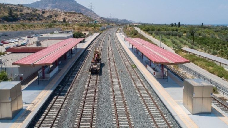 Βουλή: Στην Ολομέλεια το ν/σ για την αναδιάρθρωση των σιδηροδρόμων