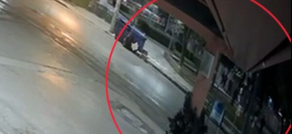 Βίντεο από την επίθεση σε μαθητές στον Άλιμο – Δυο παιδιά μεταφέρθηκαν στο νοσοκομείο