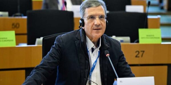 Η Ευρωπαϊκή Επιτροπή απάντησε στον Γ. Αυτιά ότι θα παρέμβει για τις τιμές του ρεύματος