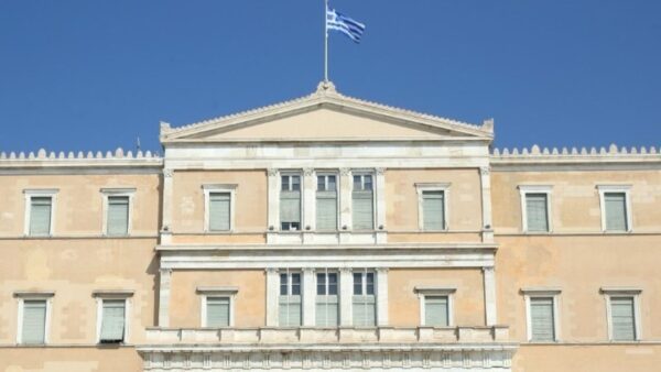 Ασφάλιστρα Υγείας: Στη Βουλή η νέα τροπολογία - Τι ισχύει