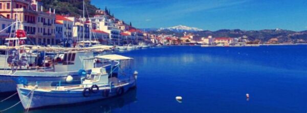 Πτώση αυτοκινήτου στη θάλασσα με δύο επιβαίνοντες – Υπό την επήρεια αλκοόλ ο οδηγός