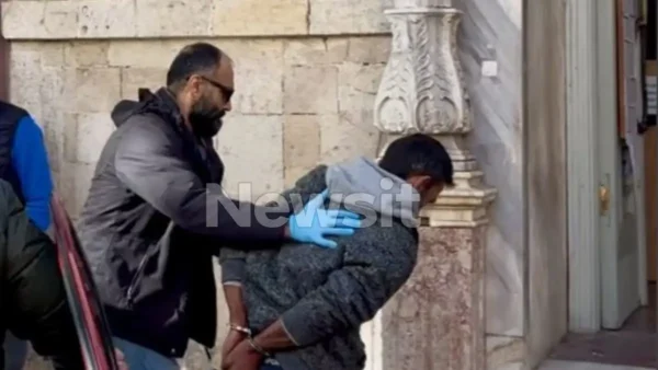 Στα δικαστήρια η 26χρονη μητέρα και ο σύντροφός της, για την απόπειρα ανθρωποκτονίας του 3χρονου - Εξαιρετικά βαριά η κατάσταση του παιδιού