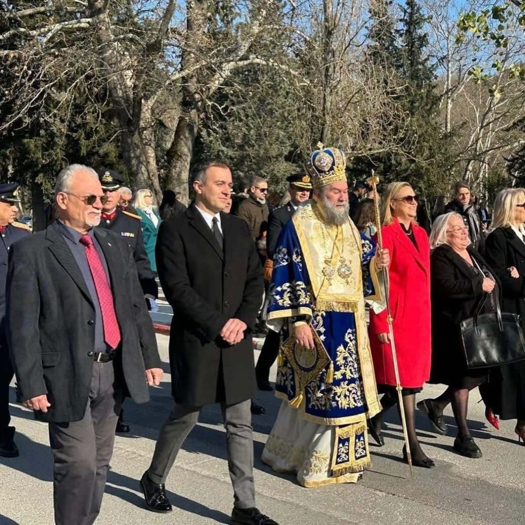 Τάσος Χατζηβασιλείου: Χρόνια Πολλά, Καλή φώτιση - Ο νους μας στον Αρχιεπίσκοπο Αλβανίας που δίνει μάχη 