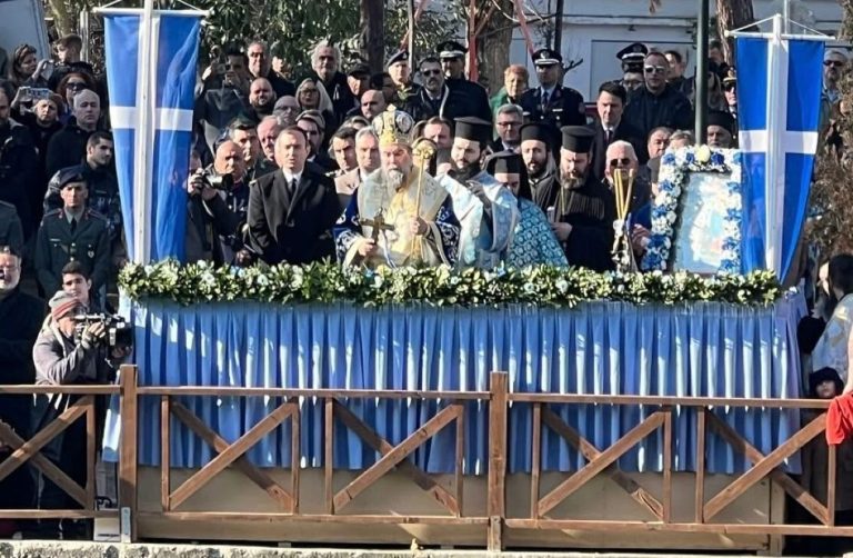 Τάσος Χατζηβασιλείου: Χρόνια Πολλά, Καλή φώτιση - Ο νους μας στον Αρχιεπίσκοπο Αλβανίας που δίνει μάχη 