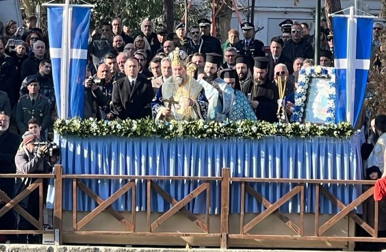 Τάσος Χατζηβασιλείου: Χρόνια Πολλά, Καλή φώτιση - Ο νους μας στον Αρχιεπίσκοπο Αλβανίας που δίνει μάχη 