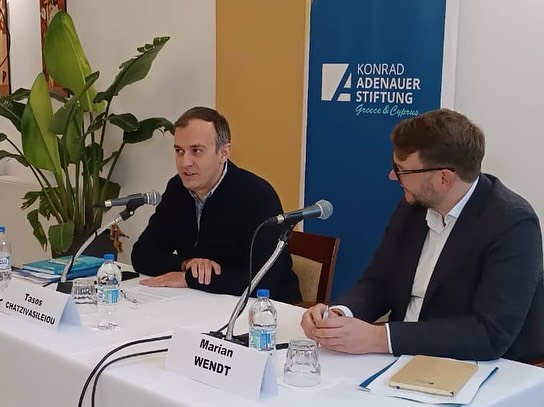 Τ.Χατζηβασιλείου για την Πολιτική Ακαδημία του KAS στο Σιδηρόκαστρο: «Από τη γενέτειρα του Κ.Καραμανλή, στέλνουμε μήνυμα ότι οι κεντροδεξιές ιδέες παραμένουν στο ευρωπαϊκό προσκήνιο»