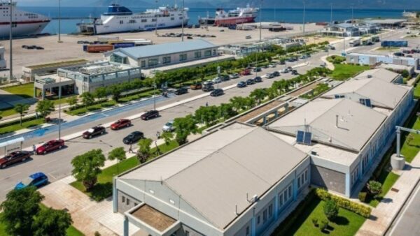Σε κόμβους κρουαζιέρας επιδιώκει να μετατρέψει το ΤΑΙΠΕΔ τα λιμάνια Πάτρας - Κατάκολου και Καβάλας
