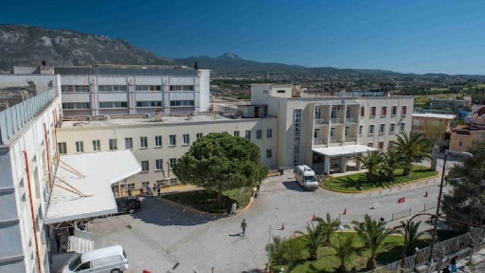 Ανακοίνωση του Νοσοκομείου Κορίνθου για τον θάνατο του πρώην πρωθυπουργού Κώστα Σημίτη