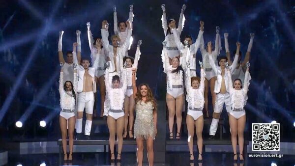 Eurovision 2025: Η Έλενα Παπαρίζου μάγεψε το κοινό με το «My number one» και το «I would die for yοu»