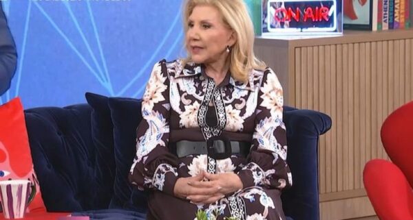 Λίτσα Πατέρα: «Τα τελευταία 2 χρόνια στη δουλειά στενοχωρήθηκα και έκλαψα για αυτό»