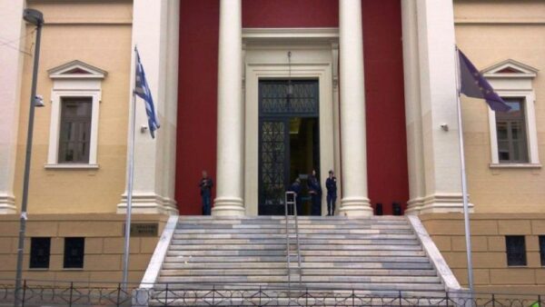 Πάτρα: Προσωρινά ελεύθεροι με περιοριστικούς όρους οι δύο συλληφθέντες για την υπόθεση του ομαδικού βιασμού 16χρονης