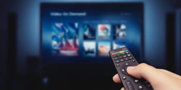 Σε 10 χρόνια κανείς δεν θα αγοράζει πλέον τηλεοράσεις - Τι θα τις αντικαταστήσει
