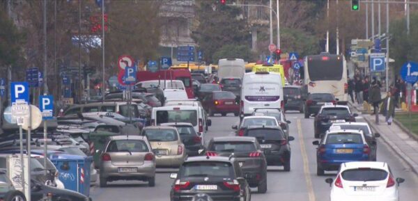 Οδήγηση ηλικιωμένων: Μικρή η εμπλοκή οδηγών άνω των 65 ετών σε τροχαία