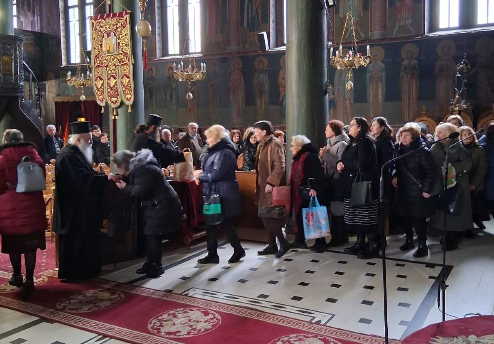 Με μεγάλη επιτυχία η προσκυνηματική εκδρομή του Ι.Ν. Παμμεγίστων Ταξιαρχών στα Γρεβενά
