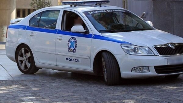 Σύμη: Ο 15χρονος κακοποιούσε την κόρη μου ψυχολογικά, επέμενε να με αποτελειώσει, λέει η μητέρα της 13χρονης