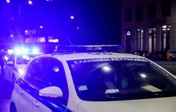 Συνελήφθη αστυνομικός που εντοπίστηκε να οδηγεί κλεμμένο αυτοκίνητο