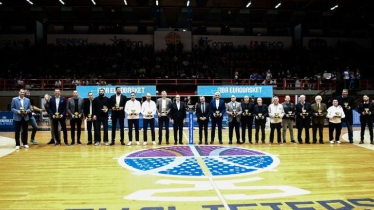 Βραβεύτηκε η πρωταθλήτρια Εθνική Ανδρών του Ευρωμπάσκετ 2005