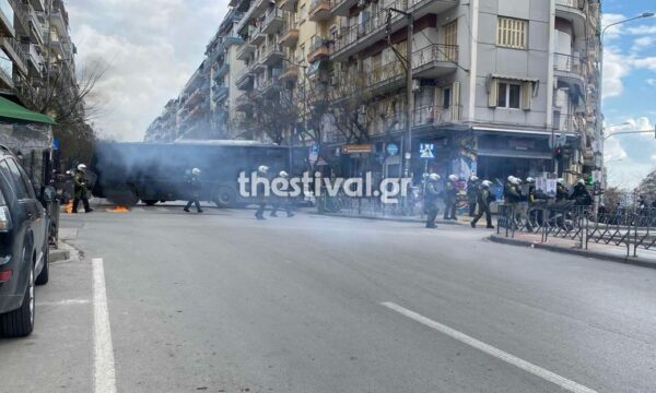 Θεσσαλονίκη: 30 προσαγωγές από την ΕΛΑΣ μετά τα επεισόδια στο κέντρο