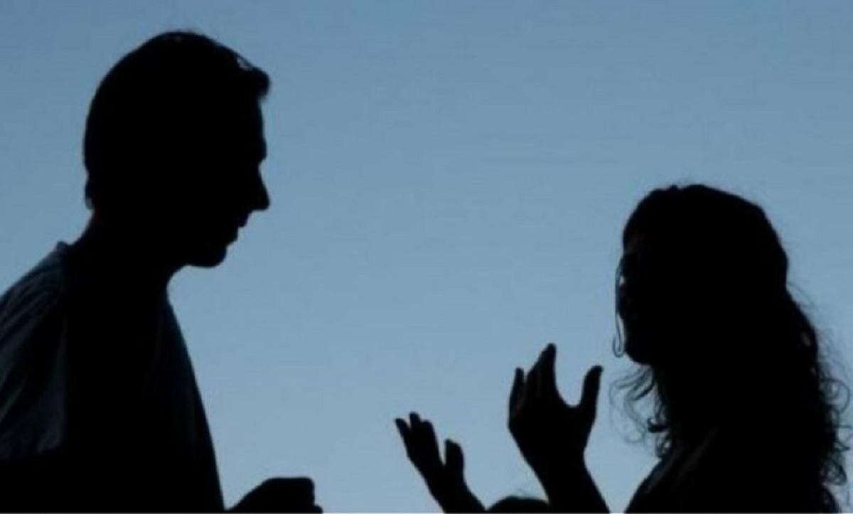 Οι 8 φράσεις που χρησιμοποιεί ένας άνθρωπος όταν προσποιείται ότι σας αγαπάει