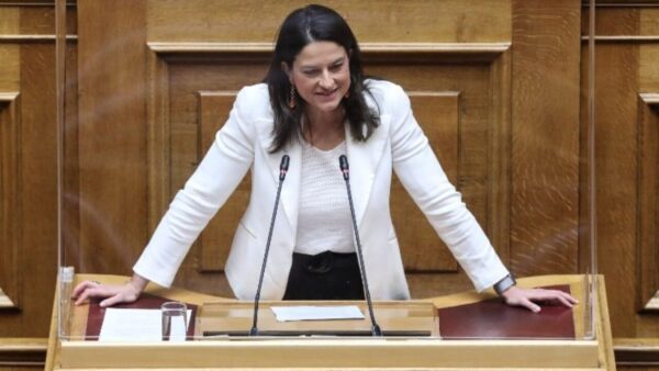 Στη Βουλή η διάταξη για τη μείωση των ασφαλιστικών εισφορών - Ν. Κεραμέως: Έντονο αναπτυξιακό και κοινωνικό πρόσημο