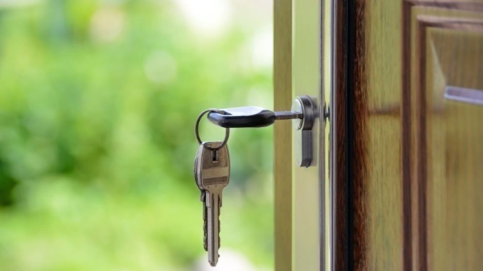 Τρίκαλα: Ζευγάρι εντόπισε κρυφή κάμερα μέσα σε airbnb - «Δεν γνώριζα» λέει ο ιδιοκτήτης