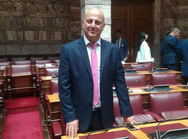 «Αποκλεισμός Μακεδονίας και Θράκης από τη δημιουργία των 6 νέων περιφερειακών Βάσεων Ετοιμότητας - Επιφυλακής αεροδιακομιδών του ΕΚΑΒ»