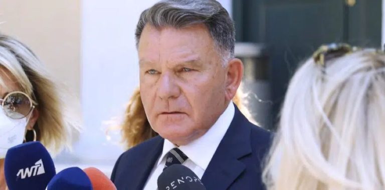 Πέθανε ο Αλέξης Κούγιας σε ηλικία 74 ετών