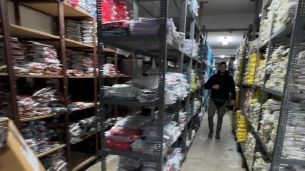 Θεσσαλονίκη: Κατασχέθηκαν και καταστράφηκαν 62.915 προϊόντα - μαϊμού σε αποθήκη