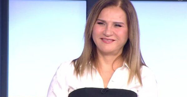 Μπέσσυ Μάλφα: «Λιώνω ακόμα για τον Γεράσιμο Σκιαδαρέση, είναι γοητευτικός και σέξι»