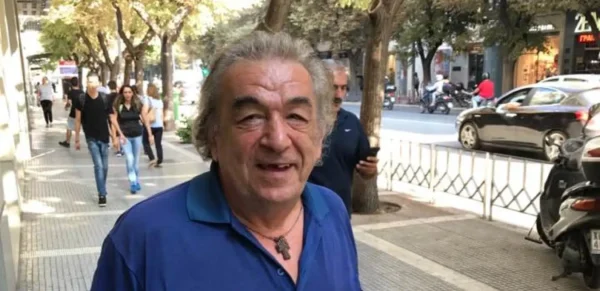 Πέθανε ο δημοσιογράφος Περικλής Παπαναούμ