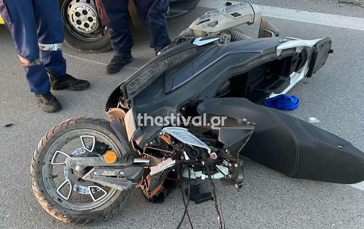 Θεσσαλονίκη: Η ανακοίνωση της ΕΛΑΣ για το τροχαίο με νεκρή 46χρονη οδηγό μηχανής