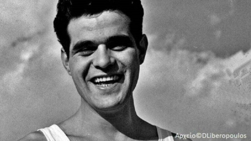 Απεβίωσε ο Γιώργος Ρουμπάνης