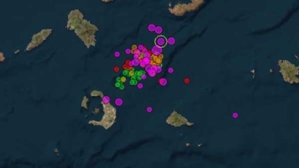 Πάνω από 200 σεισμικές δονήσεις σε 48 ώρες μεταξύ Σαντορίνης και Αμοργού - Συνεδρίασαν οι Επιτροπές, τι μέτρα πρότειναν