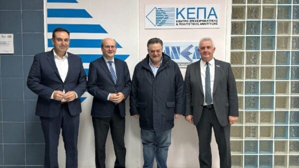 Επίσκεψη Κωστή Χατζηδάκη στα γραφεία της ΚΕΠΑ - ΑΝΕΜ