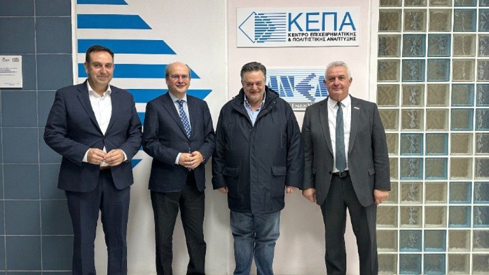 Επίσκεψη Κωστή Χατζηδάκη στα γραφεία της ΚΕΠΑ - ΑΝΕΜ