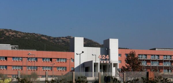 Σε κρίσιμη κατάσταση οι πέντε νέοι από το Κότσανι, που νοσηλεύονται σε Γ. Παπανικολάου και 424 ΓΣΝ