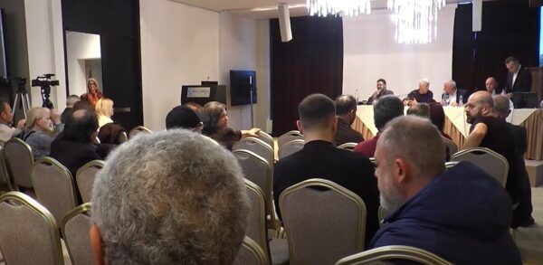 Σέρρες: Εκδήλωση από την ΑΔΕΔΥ για την επαναφορά των δώρων στο δημόσιο - video