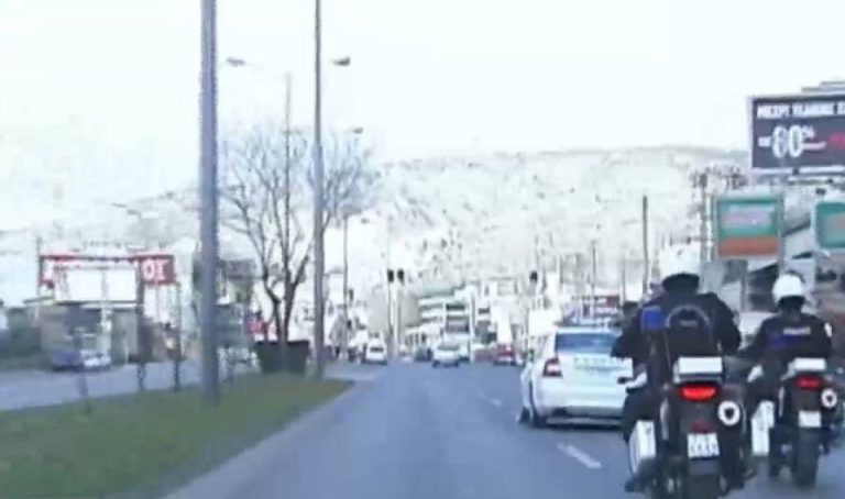 Κορωπί: Πώς έγινε η επίθεση με το κατσαβίδι μέσα στο ΑΤ – Τρεις τραυματίες αστυνομικοί και ένας πολίτης