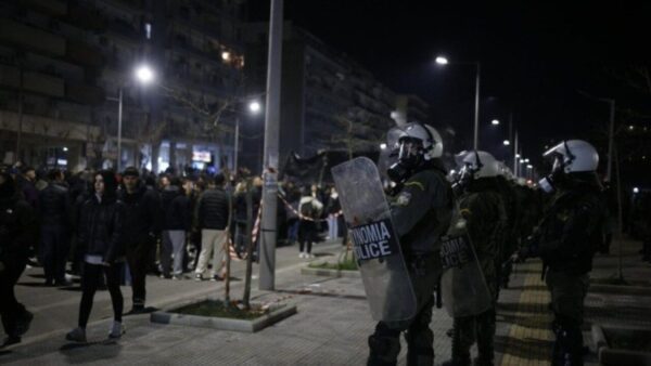 Ελεύθεροι οι 59 προσαχθέντες μετά τα επεισόδια στο κέντρο της Θεσσαλονίκης