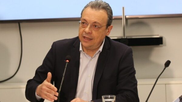 Σ. Φάμελλος: Να κατατεθεί η πρόταση δυσπιστίας από τα προοδευτικά κόμματα - Οφείλει η Βουλή να εναρμονιστεί με την κοινωνία