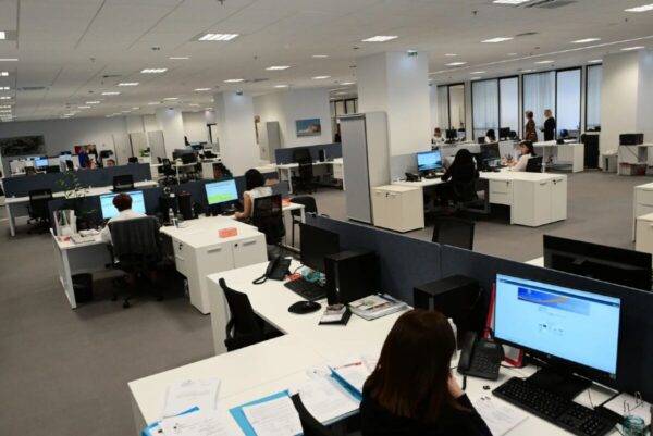 Διαγραφή χρεών προς το Δημόσιο: Πότε μια οφειλή θεωρείται ανεπίδεκτη είσπραξης