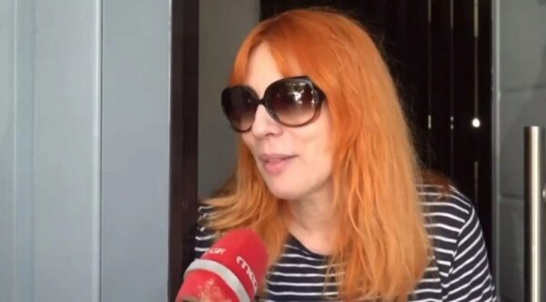 Σμαράγδα Καρύδη: «Δεν μπαίνω σε σύγκριση με τη Μαρία Αλιφέρη για τα Τετράγωνα των Αστέρων»