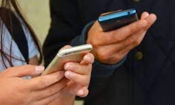 ΕΛΑΣ: Μην αφήνεις τα bots να σε χειραγωγούν - Ενημέρωση για την προστασία από τη χειραγώγηση μέσω ψεύτικων λογαριασμών στα Social Media