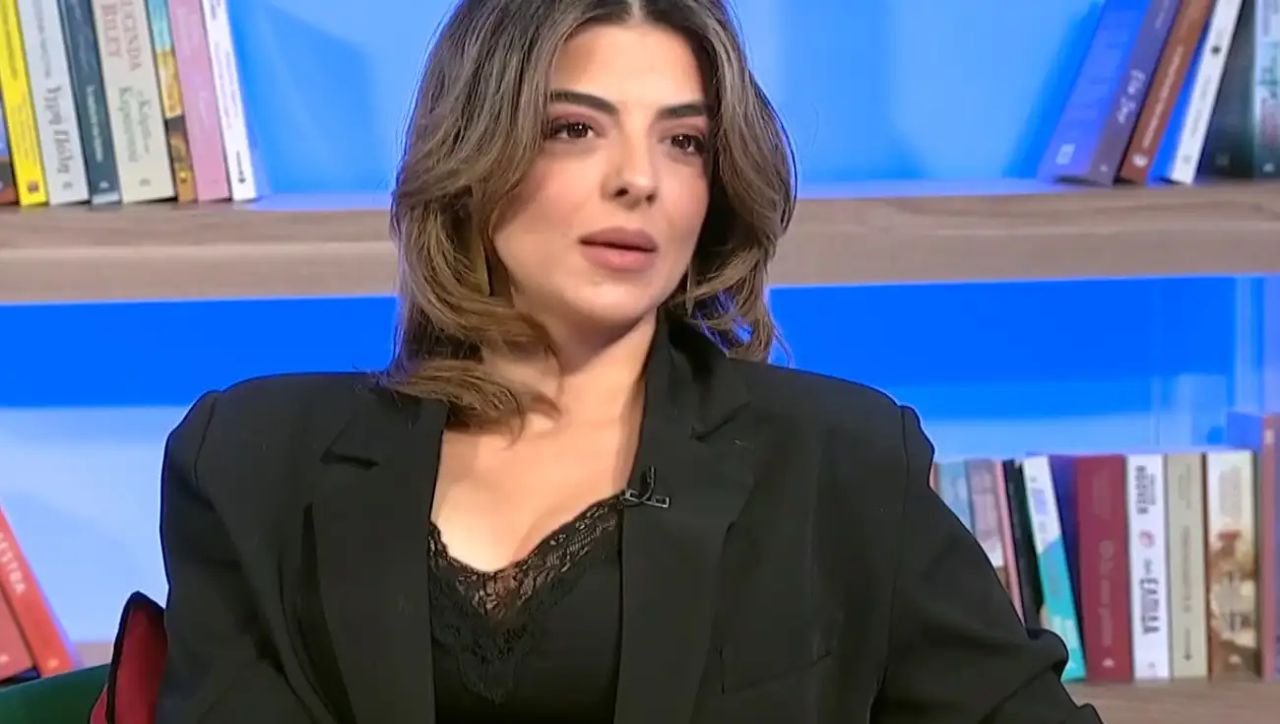 Νίκη Λάμη: «Είχα σχέση για έξι χρόνια με θαυμαστή μου, ήταν από τις μεγαλύτερες μου σχέσεις»