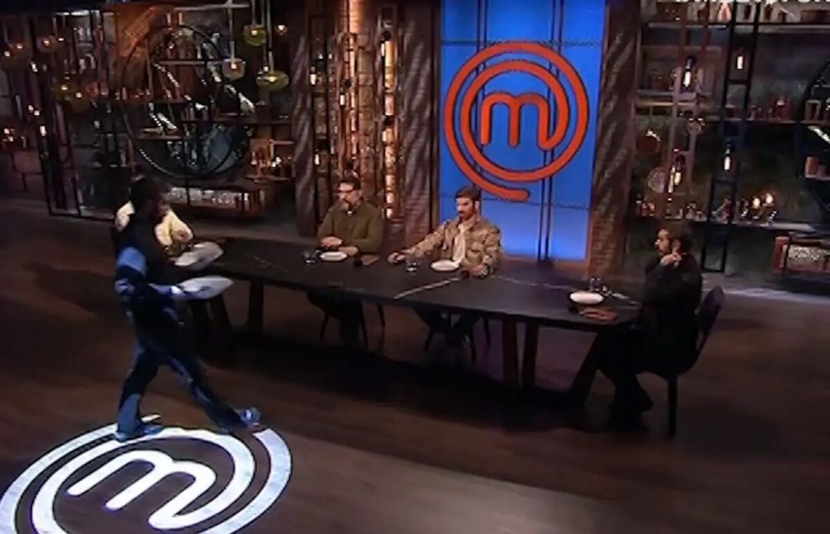MasterChef: Η παραγωγή τον «τσάκωσε» να παραβαίνει τον κανόνα – Η αντίδραση των κριτών μόλις ενημερώθηκαν