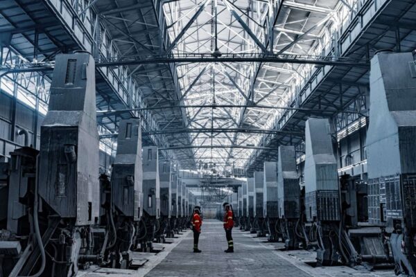 Metlen: Στρατηγική Συνεργασία με την IVECO για τις Ένοπλες Δυνάμεις