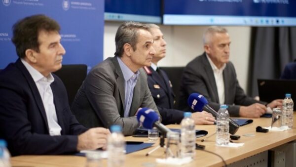 Κυρ. Μητσοτάκης στη ΔΑΟΕ: Συνεχίστε να στέλνετε το μήνυμα ότι δεν υπάρχουν άβατα