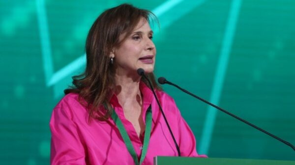 Κ. Μπατζελή: Είμαι εντός γραμμής, δεν θα γίνω Ιφιγένεια- Προχωράμε ενωμένοι για την επόμενη μέρα